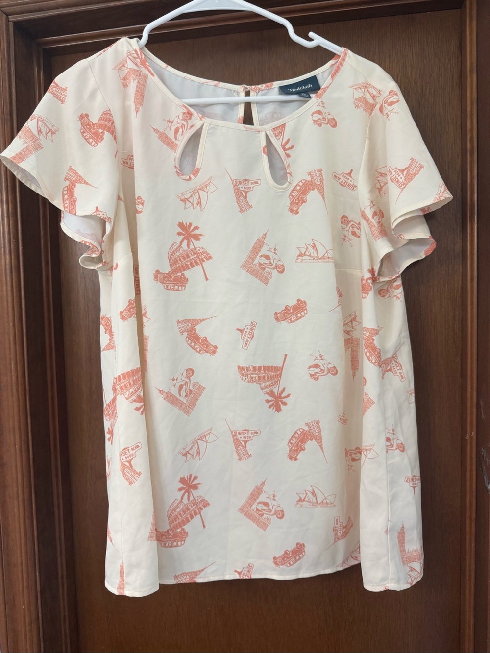 ModCloth Famous Landmarks Keyhole Flutter Sleeve Top